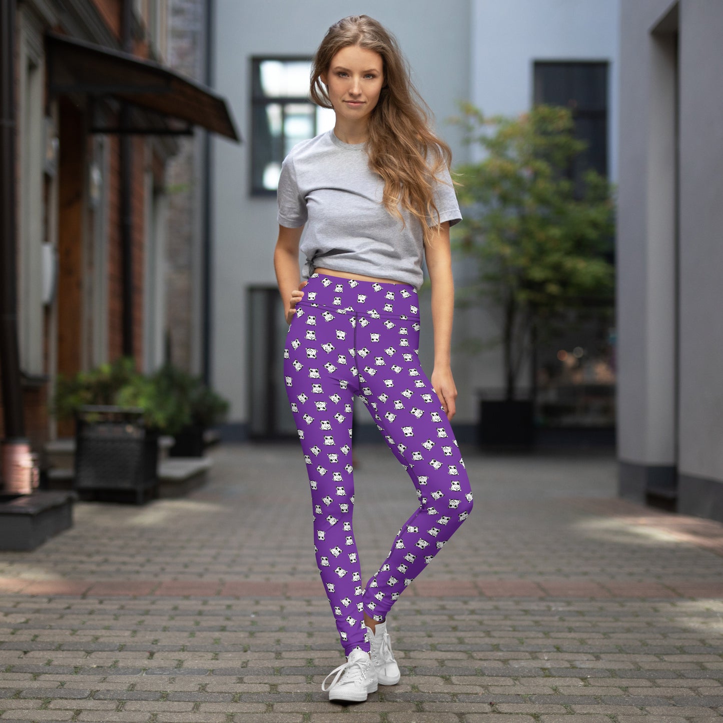 All-over-print leggings featuring adorable baby owlbears, crafted from a blend of 82% polyester and 18% spandex. Designed with four-way stretch fabric for flexible movement, raised waistband for a secure fit, and precision-cut and hand-sewn details. Perfect for lounging or active wear, these whimsical leggings combine playful style with comfort.