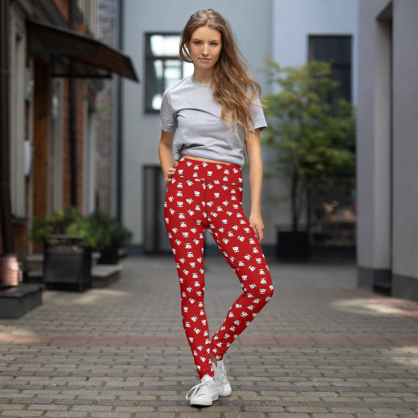 All-over-print leggings featuring adorable baby owlbears, crafted from a blend of 82% polyester and 18% spandex. Designed with four-way stretch fabric for flexible movement, raised waistband for a secure fit, and precision-cut and hand-sewn details. Perfect for lounging or active wear, these whimsical leggings combine playful style with comfort.